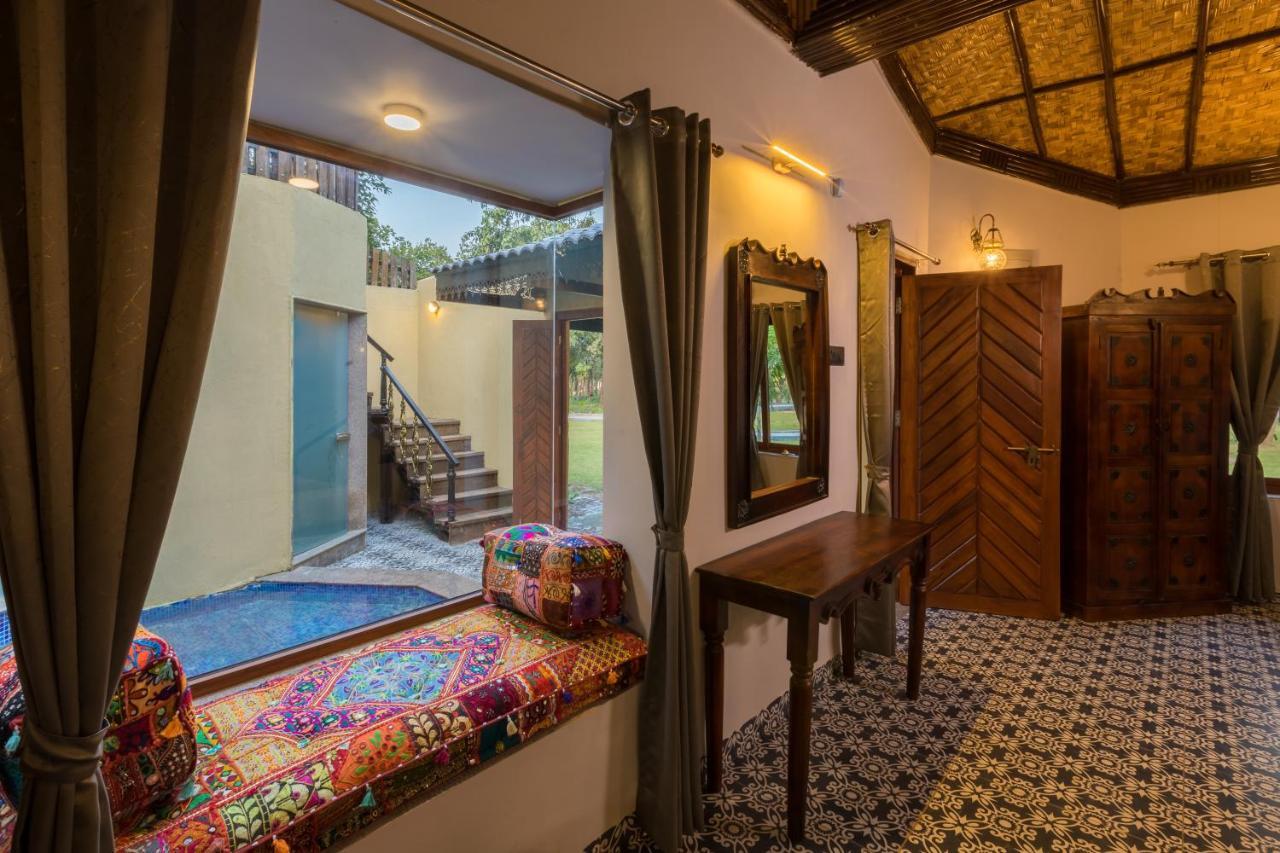 Sterling Padam Pench Hotel Khawāsa Exterior foto