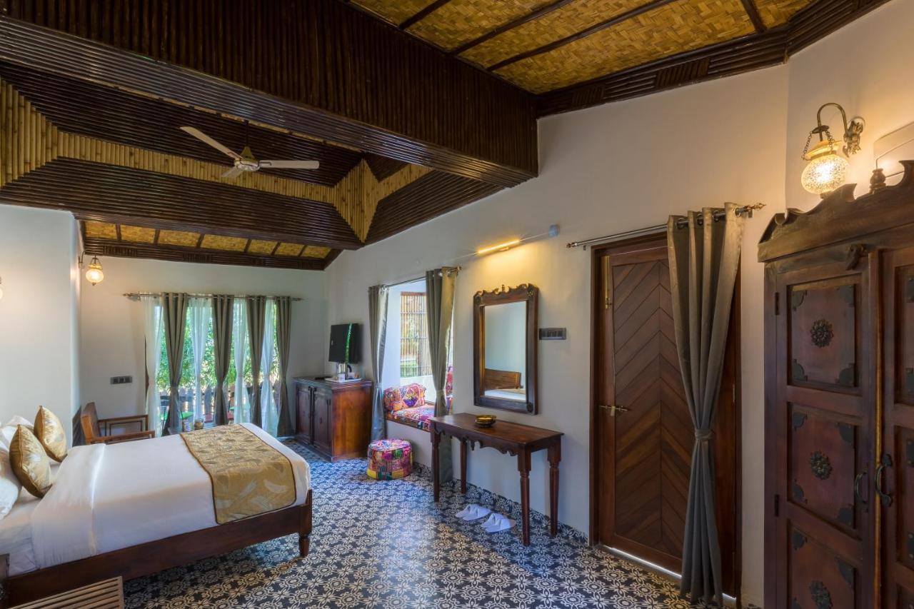 Sterling Padam Pench Hotel Khawāsa Exterior foto