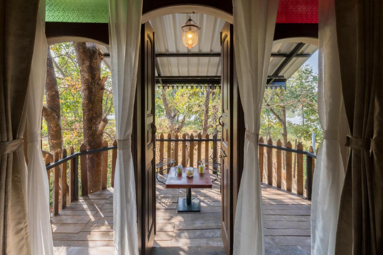 Sterling Padam Pench Hotel Khawāsa Exterior foto