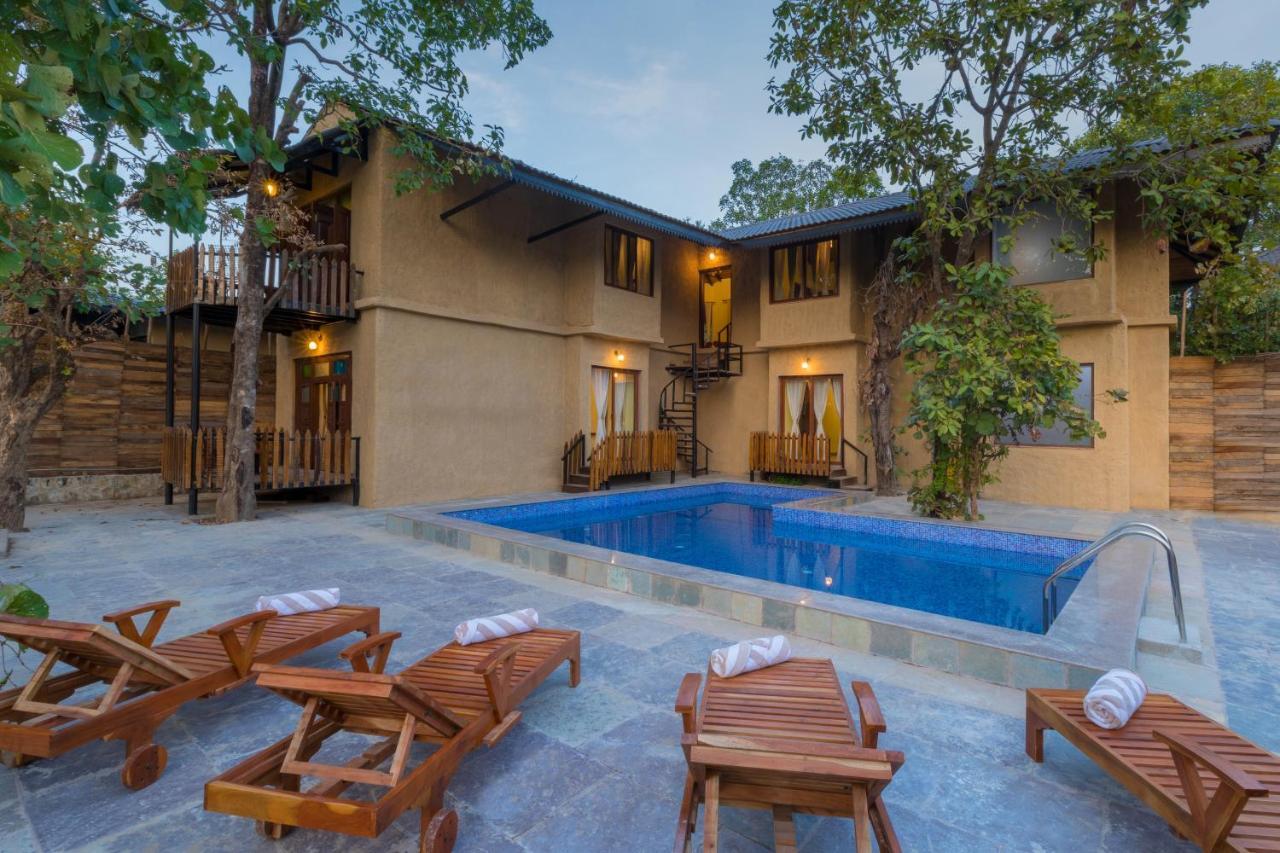 Sterling Padam Pench Hotel Khawāsa Exterior foto