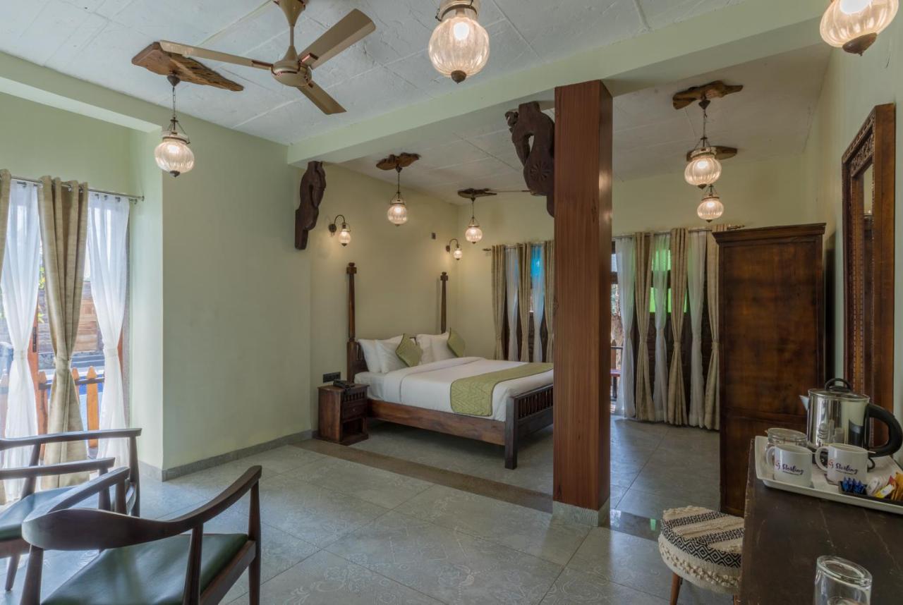 Sterling Padam Pench Hotel Khawāsa Exterior foto