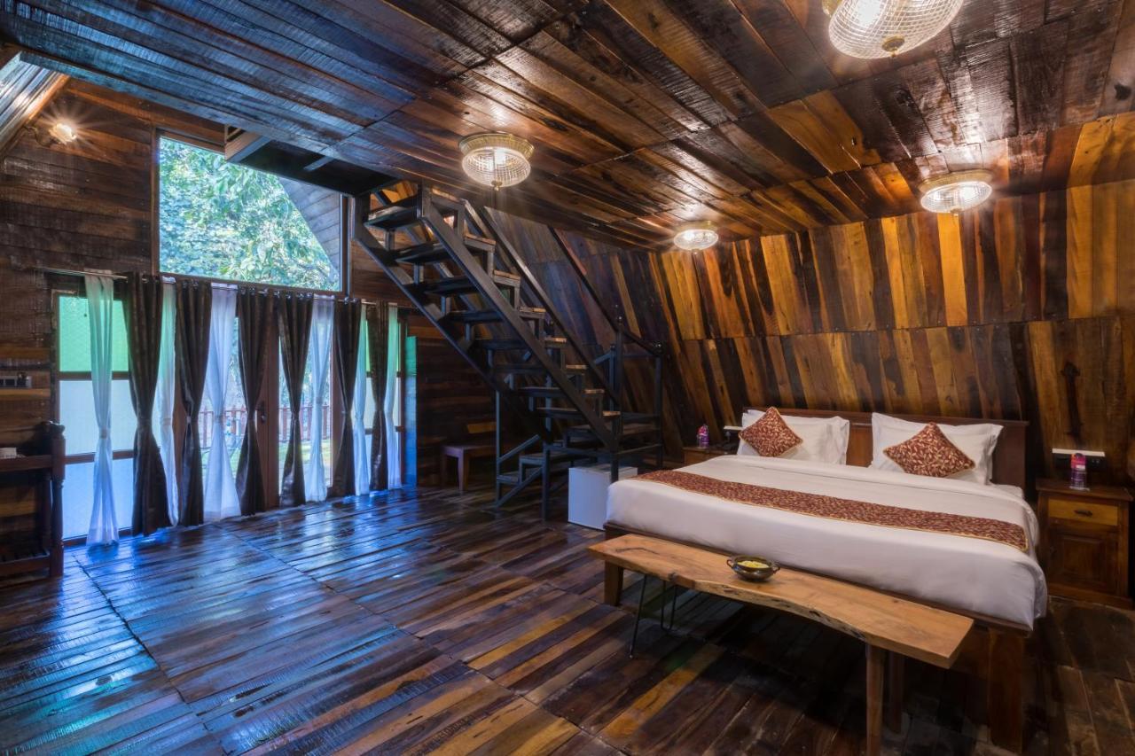 Sterling Padam Pench Hotel Khawāsa Exterior foto