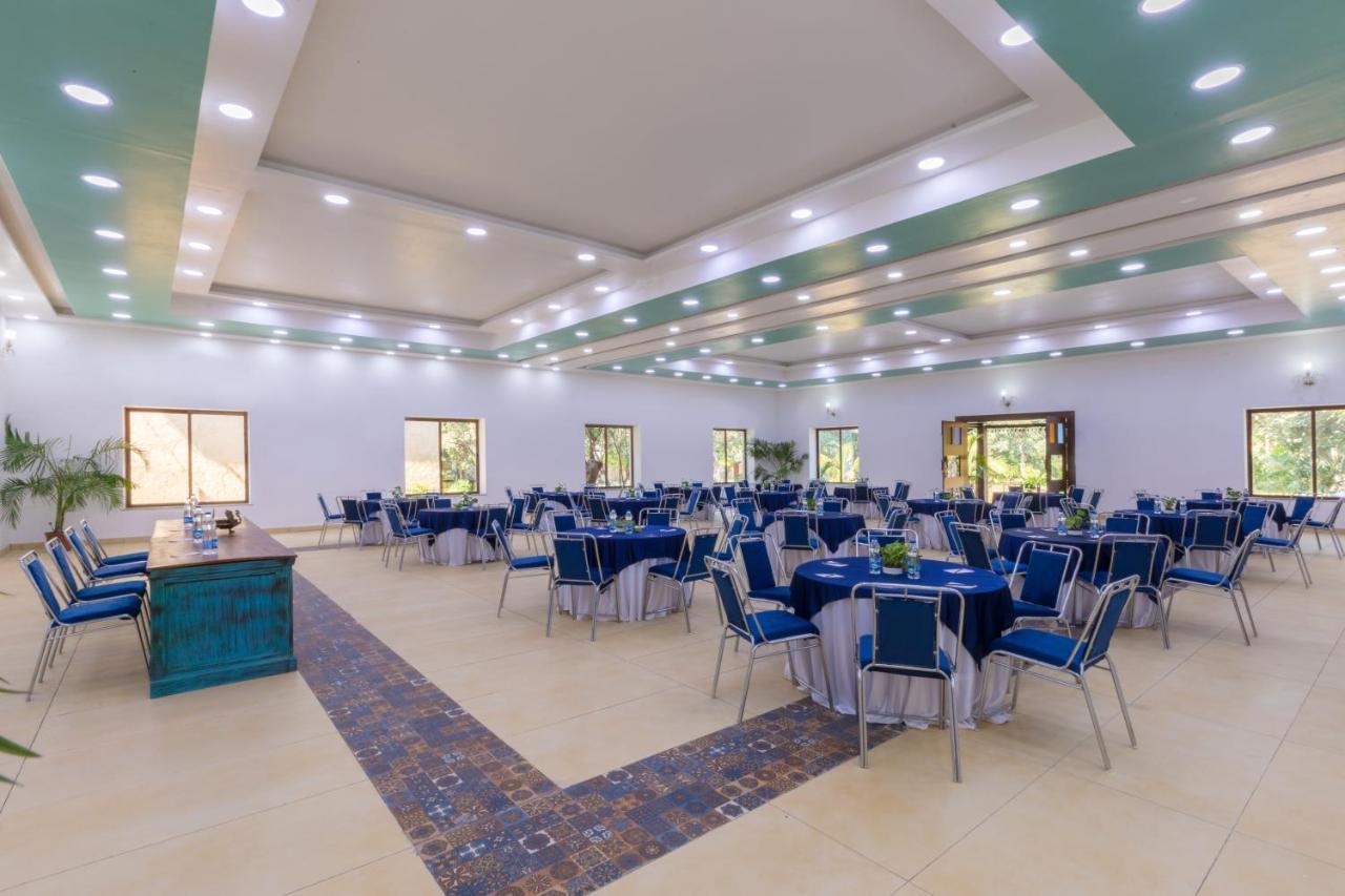 Sterling Padam Pench Hotel Khawāsa Exterior foto
